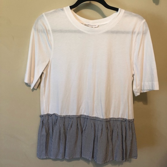 BCBG white top - Picture 1 of 1